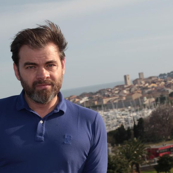 Rencontre avec Clovis Cornillac à Antibes pour le spectacle "La contrebasse" au théatre Anthéa. Le 13 janvier 2015