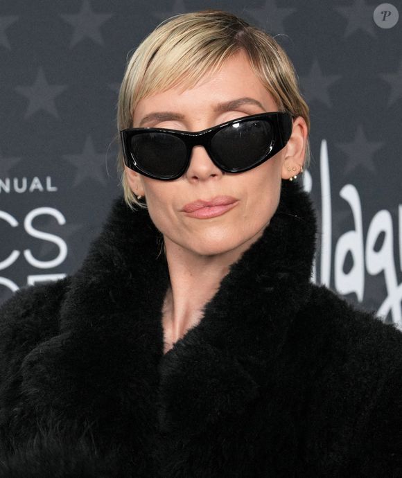 Ses nouveaux titres évoquent ainsi l'avenir, sa volonté d'aller mieux et de "s'élever" face au chaos. Les incendies de Los Angeles étaient d'ailleurs en cours lors de sa grossesse...

Lykke Li arrive à la 30e cérémonie annuelle des Critics Choice Awards qui s'est tenue au Barker Hangar à Santa Monica, Californie, le vendredi 7 février 2025. Photo par Sthanlee B. Mirador/Spus/Abaca