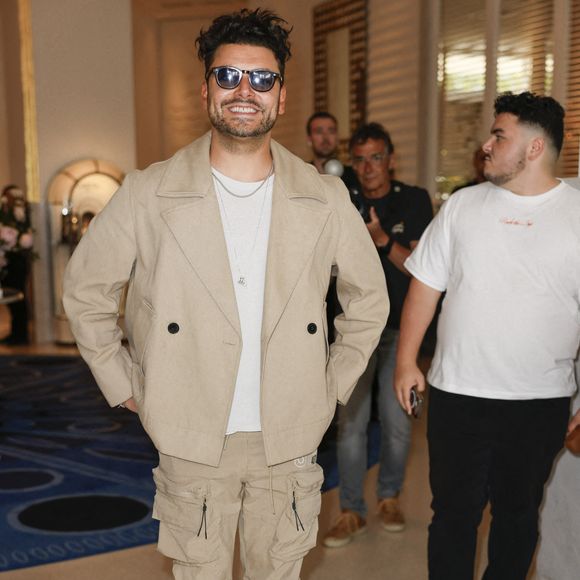Kev Adams se rend à l'Hôtel Martinez pour assister à une projection avant le 78ème Festival de Cannes le 15 mai 2025 à Cannes, France. Photo by Marco Piovanotto/ABACAPRESS.COM