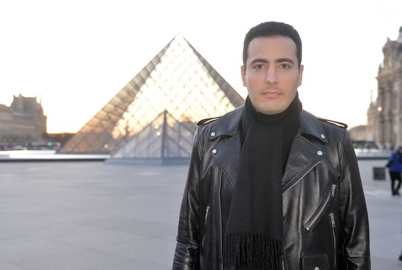 en tant que vice-président du conseil d’administration de L’Oréal.

Jean-Victor Meyers (petit-fils de L. Bettencourt) - Arrivées au défilé Louis Vuitton collection prêt-à-porter Automne/Hiver 2020-2021 lors de la Fashion Week à Paris le 3 mars 2020.
© Veeren Ramsamy-Christophe Clovis/Bestimage