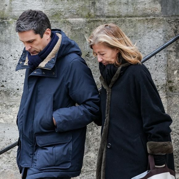 Claire Chazal, guest - Sortie des obsèques de C.Laborde  en l’église Saint-Roch à Paris, le 6 février 2025. Décédée le 28 janvier 2025 à l'âge de 73 ans, l'ancienne présentatrice météo de TF1 (1988 - 2017) était atteinte de la maladie neurodégénérative à corps de Lewy. 
© Jacovides - Moreau / Bestimag