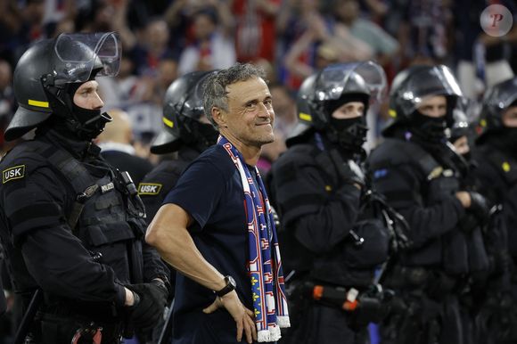 Luis Enrique - Le PSG remporte la Ligue Des Champions 2025, pour la première fois de son histoire, face à l'Inter Milan (5-0) à l'Allianz Arena de Munich, le 31 mai 2025.
© Cyril Moreau/Bestimage