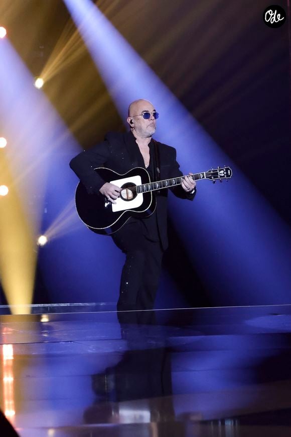 Pascal Obispo, lors de l’enregistrement de l'émission "La fête de la chanson française - 20 ans d'émotions" présentée par L.Thilleman et A.Manoukian, et diffusée le 17 avril sur France 3 à Paris, France, le 9 décembre 2025. © Jack Tribeca/Bestimage