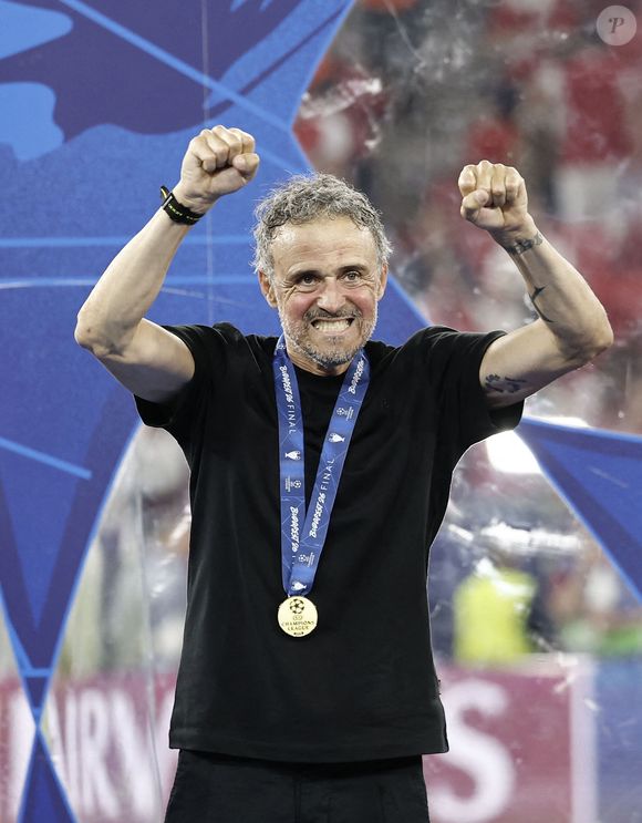 Luis Enrique - Le PSG remporte la Ligue Des Champions 2026, pour la seconde fois d'affilée face à Arsenal au stade Ferenc-Puskas à Budapest le 30 mai 2026. © Cyril Moreau/Bestimage