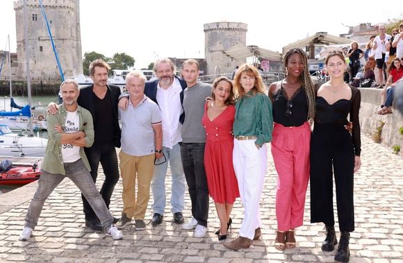 Soren Prévost, Alexandre Varga, Dominique Pinon, Vincent Jouan, Luca Malinnowski, Emmanuelle Bougerol, Gwendoline Hamon, Jessy Ugolin, Fanny Ami de la série "Cassandre" au festival de fiction TV de La Rochelle vendredi 16 septembre 2022.

© Christophe Aubert via Bestimage