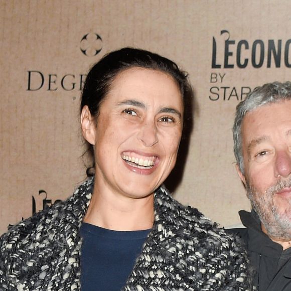 Face aux journalistes du magazine Résidences Décoration, le designer explique avoir pris cette décision à la suite de la pandémie de covid.

Exclusif - Philippe Starck avec sa femme Jasmine Abdellatif à la présentation de "L'économe by Starck", une série de couteaux de cuisine désignés par Philippe Starck pour la maison Guy Degrenne. Paris, le 14 septembre 2017. © Guirec Coadic/Bestimage