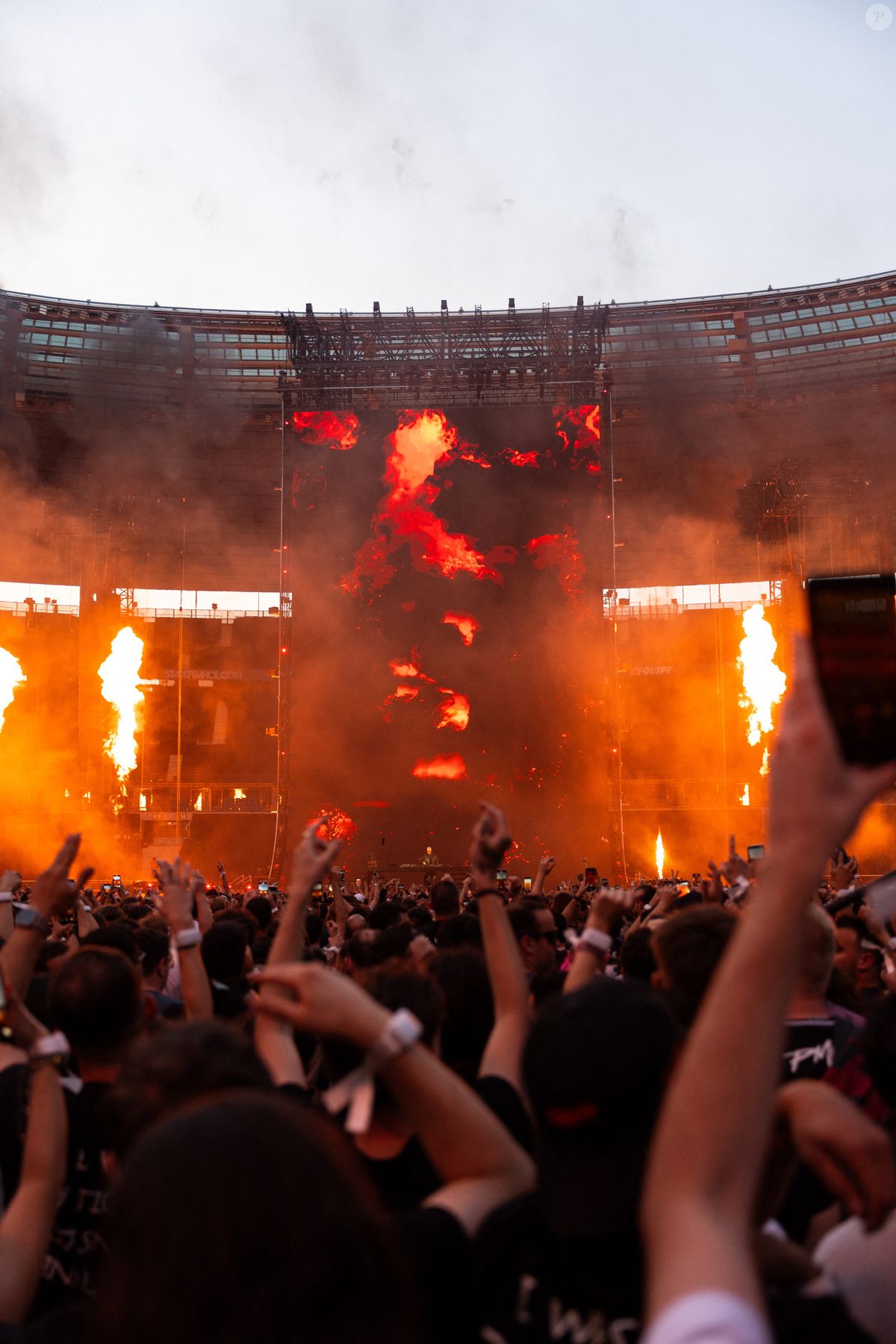 Photo : DJ Snake en concert au Stade de France à Saint-Denis le 10 mai ...