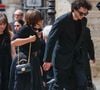 Manon Ardisson et son mari Samuel de Ceccaty - Arrivées aux obsèques de Thierry Ardisson en l’église Saint-Roch de Paris, France, le 17 juillet 2025. © Clovis-Jacovides/Bestimage