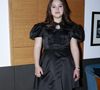 mais n'a jamais abandonné ses rêves.

Mayane-Sarah El Baze lors de la présentation de l'oeuvre "No Judgement here" de Philippe Shangti revisitée par l'équipe du film "Un p'tit truc en plus" au studio Harcourt à Paris le 4 juin 2025.

© Christophe Aubert via Bestimage