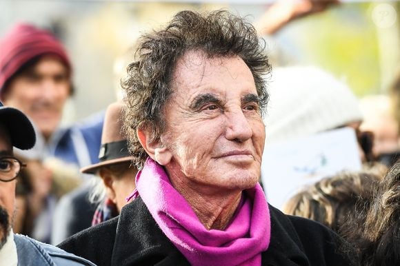 L'ancien ministre de la Culture s'est rendu à l'Opéra Garnier le samedi 8 février 2025

Jack Lang - Les célébrités participent à la marche silencieuse pour la paix dans le monde alors que le conflit entre l'Israël et le groupe Islamiste Palestinien Hamas se poursuit, cette marche partait de l'Institut du Monde Arabe jusqu'au Musée d'Art et d'Histoire du Judaïsme, organisée par le collectif 'Une autre voix" à Paris, le 19 novembre 2023. © Matthieu Mirville / Bestimage