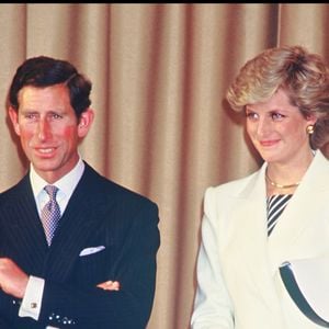 Lady Diana et Charles, un couple toujours aussi scruté
Archives - La Princesse Lady Diana et le prince Charles au Festival de Cannes.
Crédit : ANGELI-RINDOFF / BESTIMAGE