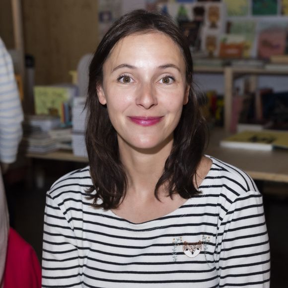 Lolita Séchan au Festival du Livre de Paris au Grand Palais éphémère à Paris, France, le 23 avril 2022. © Jack Tribeca/Bestimage