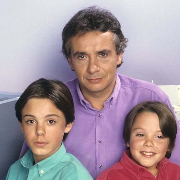 Archives - En France, à Paris, rendez-vous avec Michel Sardou et ses deux fils, Romain, 13 ans et Davy, 9 ans. Novembre 1987
© Michel Marizy via Bestimage