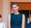 La Princesse a exprimé ses "sincères remerciements" à l'équipe qui devait l'accueillir au Japon.
La princesse Charlène de Monaco et ses enfants lors de la célébration de la fête de la Saint-Jean sur la Place du Palais princier de Monaco, le 23 juin 2025.
Photo : Claudia Albuquerque / Bestimage