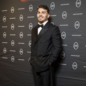 L'établissement met à l'honneur un terroir authentique axé sur les produits locaux.
Antoine Dupont - Soirée de la 19ème édition de la Nuit du Rugby à l'Olympia, Paris le 20 novembre 2023.
© Pierre Perusseau/Bestimage