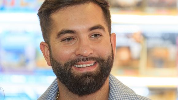 "Une nouvelle page qui se tourne" : Après 7 ans dans l'Essonne, Kendji Girac quitte la région parisienne et montre la maison qu'il avait