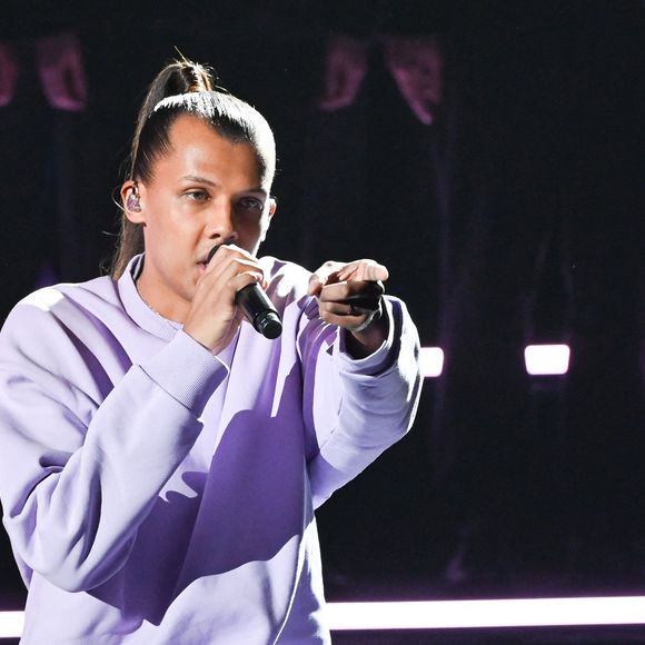 Le chanteur Stromae (Artiste masculin et Album "Multitude") lors de la 38ème cérémonie des Victoires de la musique à la Seine musicale de Boulogne-Billancourt, France, le 10 février 2023. © Coadic Guirec/Bestimage