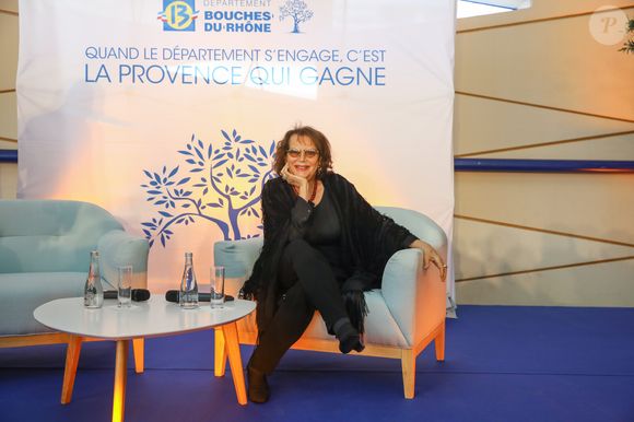 Malgré la fragilité de ses dernières années, Claudia Cardinale laisse l’héritage d’une femme "libre et inspirée", selon son agent Laurent Savry.

Exclusif -  Claudia Cardinale - Claudia Cardinale reçoit la médaille d'honneur du département des Bouches-du-Rhône à Marseille le 14 Décembre 2019