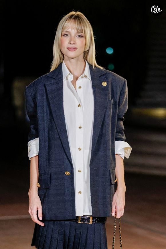 Angèle au photocall du défilé Chanel Collection Femme Prêt-à-Porter Printemps/Eté 2027 lors de la Fashion Week de Paris (PFW) au Grand Palais, à Paris, France, le 5 octobre 2026.

© Olivier Borde/Bestimage
