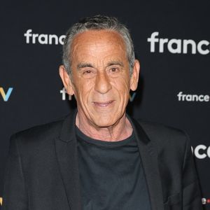 Thierry Ardisson est décédé en juillet dernier des suites d'un cancer.

Thierry Ardisson au photocall pour la conférence de presse de rentrée de France TV à la Grande Halle de la Villette à Paris, France. © Coadic Guirec/Bestimage