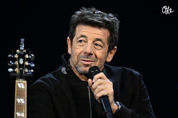 "après un bref séjour à l'étranger" , ont fait savoir ses avocats

Patrick Bruel -Patrick Bruel est au Grand Palais pour un concert exclusif à l’occasion des 200 ans du Figaro à Paris le 15 janvier 2026. © Lionel Urman/Bestimage