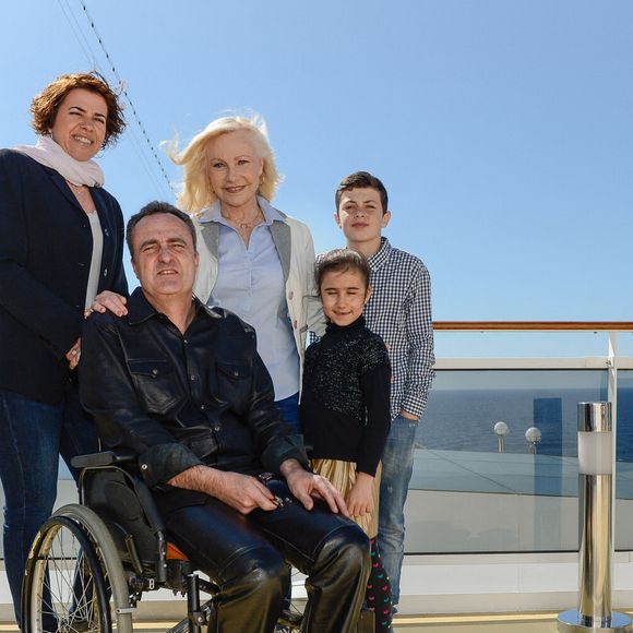 EXCLUSIF - Michèle Torr en famille sur le MCS Splendida pour la croisière Age tendre en mars 2014 - Photo by Julien Reynaud/APS Medias/ABACAPRESS.COM