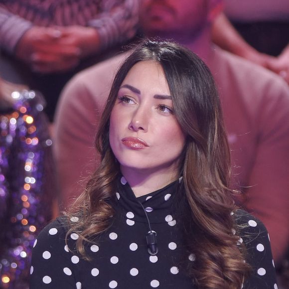 Delphine Wespiser a vécu un véritable cauchemar dans son jardin alsacien. 

Exclusif - Delphine Wespiser, sur le plateau de  TBT9 présenté par C.Hanouna, et diffusé en direct sur W9, Paris, France. © Jack Tribeca / Bestimage