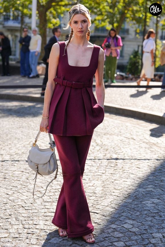 Zita d’Hauteville au défilé Miu Miu prêt-à-porter Femme Printemps-Été 2027 lors de la Fashion Week de Paris, le 4 octobre 2026.

© Lucia Sabatelli / Bestimage