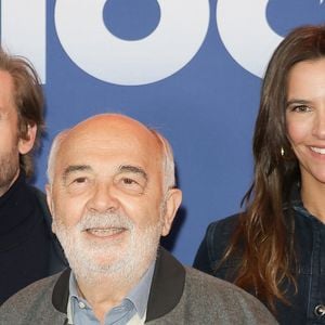 Philippe Lacheau, Gérard Jugnot et Charlotte Gabris - Avant-première du film "Mauvaise pioche" au Publicis Cinémas à Paris le 23 mars 2026. © Coadic Guirec/Bestimage