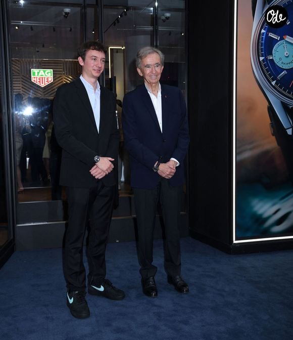 Frédéric Arnault (directeur général de TAG Heuer) et son père Bernard Arnault - Des célébrités assistent à l'ouverture de la boutique TAG Heuer au 645 de la 5e Avenue à New York, New York, États-Unis, le 15 juillet 2023. © Photo Image Press via Zuma Press/Bestimage