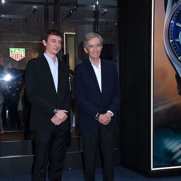 Frédéric Arnault (directeur général de TAG Heuer) et son père Bernard Arnault - Des célébrités assistent à l'ouverture de la boutique TAG Heuer au 645 de la 5e Avenue à New York, New York, États-Unis, le 15 juillet 2023. © Photo Image Press via Zuma Press/Bestimage