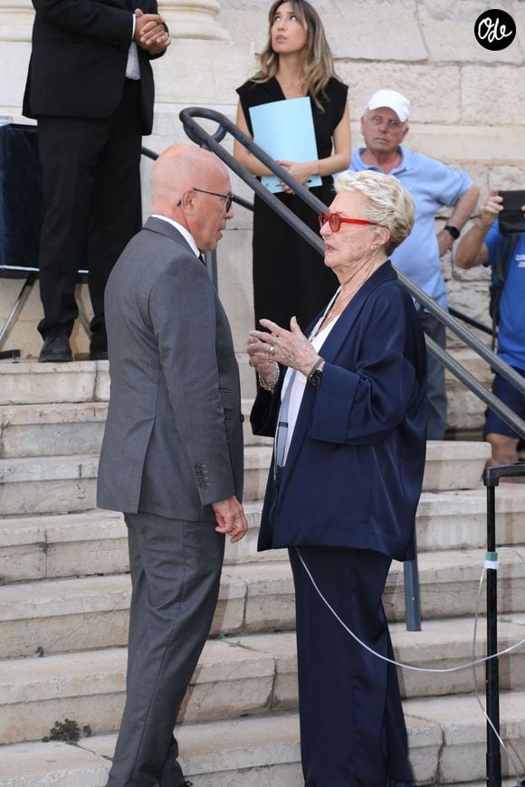 Il a marqué RTL et les Grosses Têtes.

Eric Ciotti (Maire de Nice), Colette Sauvage (femme de P. Bouvard) lors des obsèques de Philippe Bouvard en l'église Notre-Dame de Bon Voyage à Cannes, le 31 août 2026.
© Chavaroche-Guignebourg / Bestimage