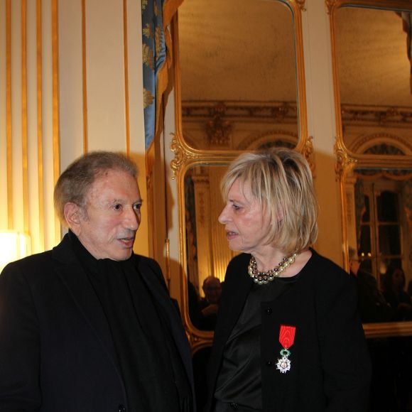 Michel Drucker et Chantal Ladesou - Rachida Dati remet à Chantal Ladesou les insignes de Chevalier de la Légion d'Honneur au ministère de la Culture à Paris le 2 février 2026.

© Philippe Baldini / Bestimage