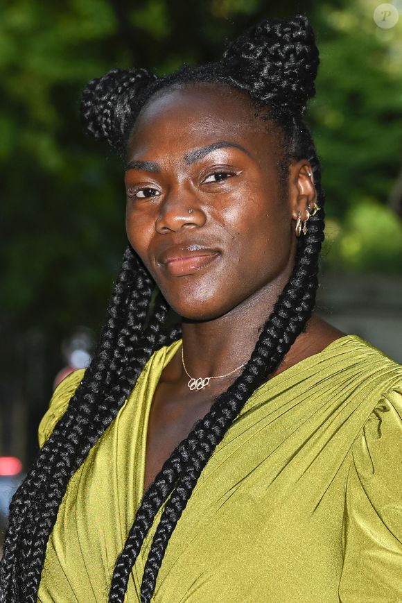 Clarisse Agbegnenou lors de la cérémonie des Trophées LNH du Championnat de France de handball, au Théâtre Marigny, le 10 juin 2025 à Paris. Photo : Victor Joly/ABACAPRESS.COM