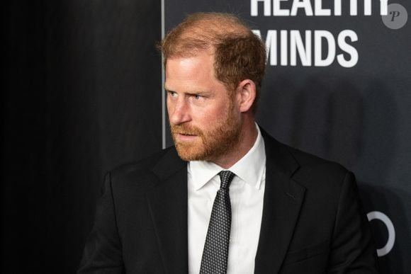 Le prince Harry, duc de Sussex et Meghan Markle, duchesse de Sussex, lors du 3ème gala annuel du projet "Healthy Minds" aux Spring Studios à New York. © Backgrid USA / Bestimage