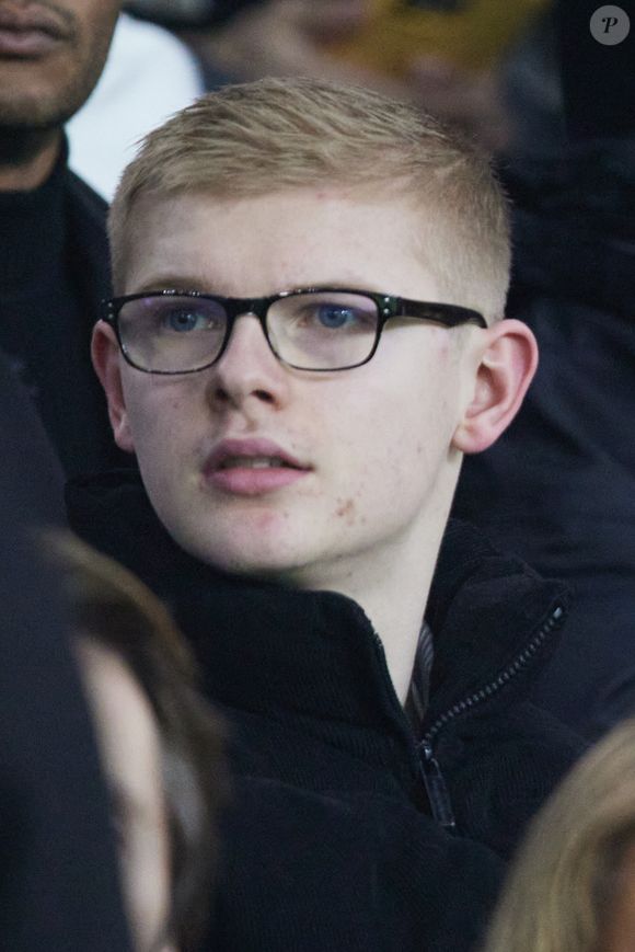 Félix Lebrun - Célébrités assistent au match de Ligue des champions entre le PSG et Manchester City (4-2) au Parc des Princes à Paris le 22 janvier 2025. © Cyril Moreau/Bestimage