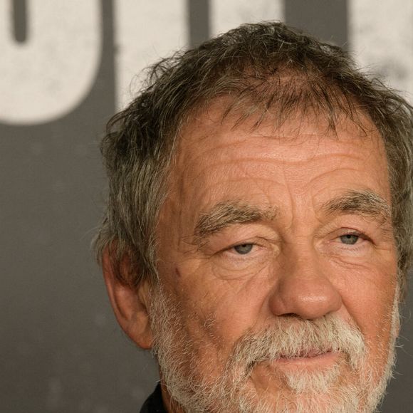 Olivier Marchal est vu lors de la première de la série Netflix Pax Massilia à Marseille, en France, le 29 novembre 2023. Photo par Laurent Coust/ABACAPRESS.COM