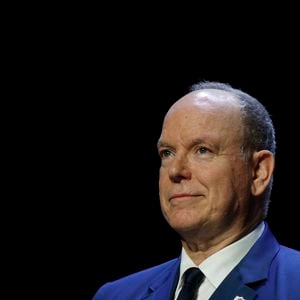 Son escapade l'a mené dans l'antre d'un collectionneur d'exception, gardien d'un trésor inestimable.
Le prince Albert II de Monaco assiste à la projection du documentaire "Le Rocher des Champions" (Canal Plus) au Grimladi Forum à Monaco, le 27 mai 2026.
Jean-François Ottonello / Nice Matin / Bestimage