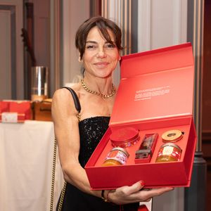 Sandra Sisley au dîner de gala caritatif de l'ONG Elisecare dédié aux enfants de la guerre au Pavillon Ledoyen à Paris le 24 Novembre 2025.
© Julien Sarkissian / Bestimage