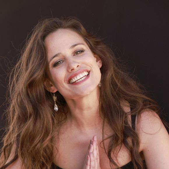 Lucie Lucas rejoint la série Demain nous appartient sur TF1.

Lucie Lucas de la série Cannes Confidential à CANNESERIES . Photo par Christophe Aubert via Bestimage