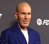 Zinédine Zidane met aux enchères sa première montre personnelle, une Pasha de Cartier.

Zinedine Zidane lors de la présentation du jeu EA Sports FC25 à Madrid.