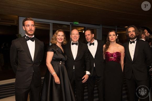 Pierre Casiraghi, Carole Bouquet, le prince Albert II de Monaco, Andrea Casiraghi, Charlotte Casiraghi et Dimitri Rassam assistent au Bal de la Rose 2019 au Sporting de Monaco, Monaco.
Photo by Palais Princier/Gaetan Luci/SBM/ABACAPRESS.COM