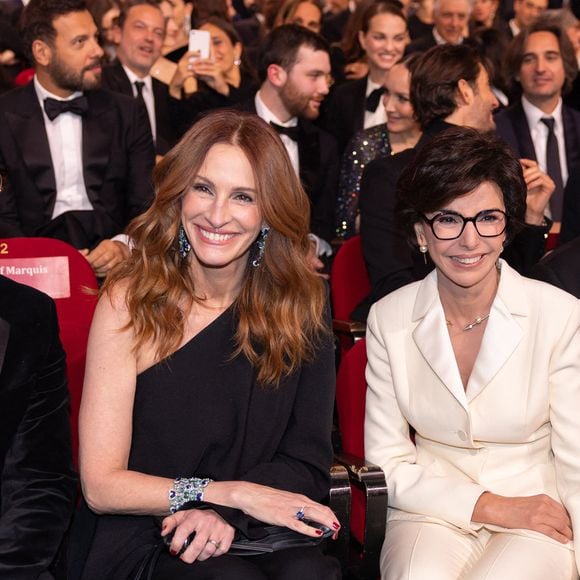Maxime Saada, Julia Roberts, Rachida Dati - Cérémonie de la 50ème édition de la cérémonie des César à l'Olympia à Paris, France, le 28 février 2025 Photo par Dominique Jacovides - Olivier Borde / Bestimage
