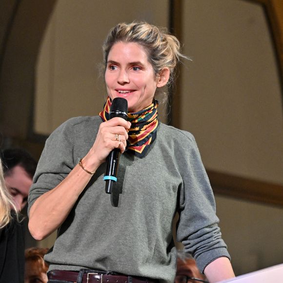 Alice Taglioni lors de la 165e Vente des Vins des Hospices de Beaune, à Beaune, en France, le 16 novembre 2025. Photo de Julien Reynaud/APS-Medias/ABACAPRESS.COM