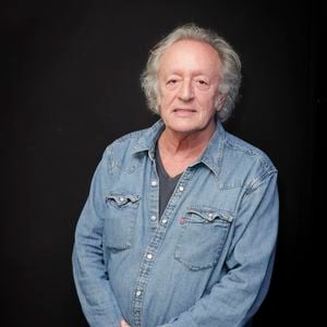 Exclusif - Didier Barbelivien dans les backstage de l'enregistrement de l'émission "CS Cohen" sur Radio J à Paris. Le 5 février 2024
© Jack Tribeca / Bestimage