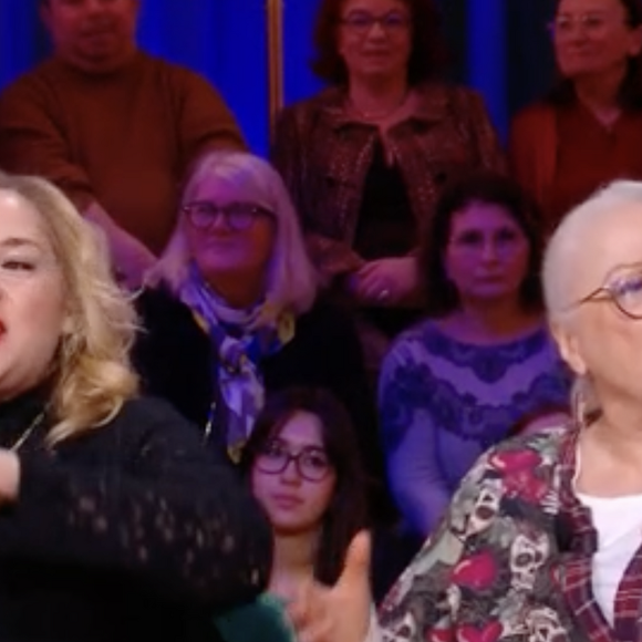 Josiane Balasko et Marilou Berry sur le plateau de "Quelle Époque" le 17 janvier 2026, sur France 2