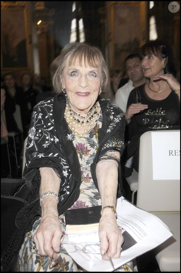 Sa mère, Mado Maurin, était elle aussi célèbre

Mado Maurin lors de la remise des prix Romy Schneider et Patrick Dewaere (du nom de son fils) à Paris en 2009
© Bestimage