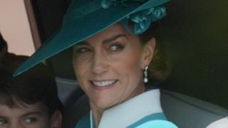 Kate Middleton, grande absente des derniers rendez-vous de la royauté : on ne la voit pas mais la princesse de Galles est bel et bien là