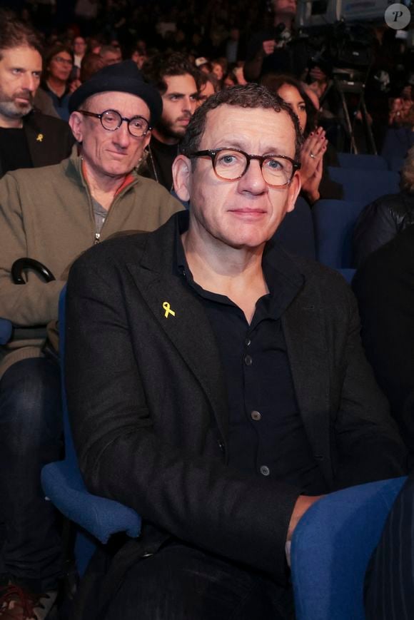 Jean-François Derec, Dany Boon lors d'une cérémonie organisée par le Conseil des institutions juives de France (CRIF) en hommage aux victimes des attentats du Hamas du 7 octobre 2023 contre Israël, à l'occasion du premier anniversaire de l'événement, à Paris, le 7 octobre 2024. 

© Jack Tribeca / Bestimage
