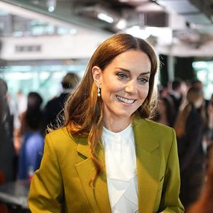 La princesse de Galles lors d'une visite du British Fashion Council aux 180 Studios dans le centre de Londres, où elle remettra le prix de la Reine Elizabeth II pour le design britannique. Date de la photo : mardi 13 mai 2025. ... La princesse de Galles remet le prix de la Reine Élisabeth II ... 13-05-2025 ... Londres ... UK ... Le crédit photo doit être lu comme suit : Aaron Chown/PA Wire. Numéro de référence unique : 80101415 ... Voir l'article de PA ROYAL Kate. Le crédit photo doit être lu comme suit : Aaron Chown/PA Wire : Aaron Chown/PA Wire